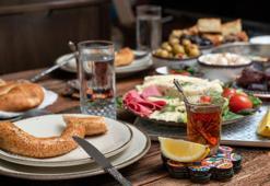 Ramazan'da aç kalma süresini azaltmak için uzmanından öneriler: Sahur mümkün olduğunca geç yenmelidir