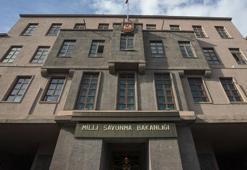 Askerlerin toplu oy kullandığı görüntülere MSB kaynaklarından cevap