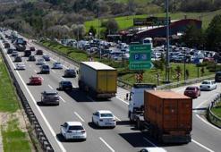 Ülke genelinde bayram göçü sürüyor! Trafik durma noktasına kadar geldi