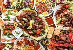 Bayramda aman dikkat! Uzmanı uyardı: Hastalanmak istemiyorsanız yemeyin!