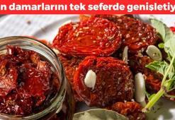 Her kahvaltı sofrasında var, o şekilde yiyince etkisi 10 katına çıkıyor! A vitamini, demir ve likopen deposu: Kan damarlarını tek seferde genişletiyor!