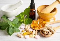 Aman dikkat! Eksik diye sürekli takviye alıyoruz ama bu vitaminlerin fazlası kalbi durduruyor!