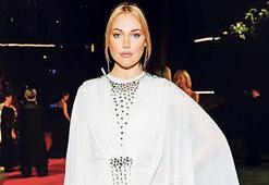 Meryem Uzerli lider konuşmacı olarak Dubai'ye gitti