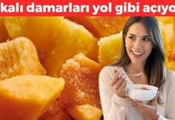 Tıkalı damarları yol gibi açıyor! Suyunu sıkıp bardak bardak için: Vücudu vitamine boğuyor, kabızlığın kökünü kurutuyor!