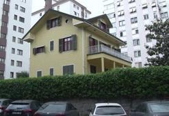 Kadıköy'de dikey yapılaşmaya meydan okudu, köşkünü satmadı