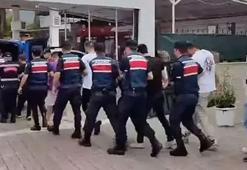 Manisa'da uyuşturucu tacirlerine geçit yok! 33 kişi yakalandı