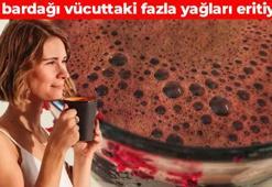 Günde 1 bardak içmek yetiyor! Tüketildiği anda 10 yaş birden gençleştiriyor: Yaşlılık izlerini yok ediyor, fazla yağları erim erim eritiyor