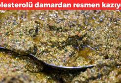 Kaşık kaşık yiyince kolesterolü damardan söküp atıyor! Omega-3'te balığı solluyor, kabızlığı da tarihe gömüyor!