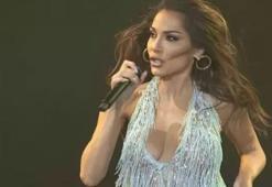 Yunan şarkıcıdan büyük skandal! Türk bayrağı ve Atatürk hazımsızlığı