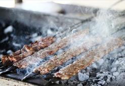 Besin zehirlenmesi neden olur? Besin zehirlenmesinin belirtileri nelerdir?