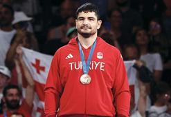 Taha Akgül bronzu kaptı