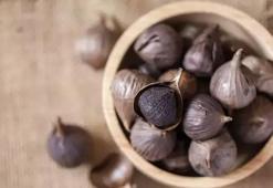 MasterChef'te kullanılan siyah sarımsak nedir? Siyah sarımsağın faydaları nelerdir? Hangi yemeklerde kullanılır?