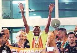 Osimhen transferi uluslararası arenada büyük yankı buldu: Osimhen olayını anlatırsam birkaç kişi tutuklanabilir