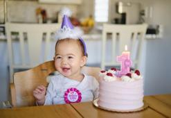 Bebekler için şekersiz pasta nasıl yapılır? Şekersiz bebek pastası tarifi