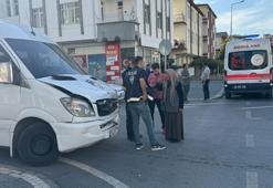 Kayseri'de otomobil ile minibüs çarpıştı: 7'si öğrenci 8 yaralı