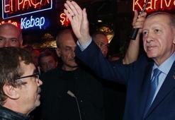 Cumhurbaşkanı Erdoğan Çengelköy'de vatandaşlar ile sohbet etti