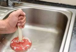 Lavaboyu 5 dakikada temizliyor! Her evde olan malzemelerle uygulanıyor