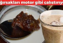 Yoğurda katıp kaşık kaşık yiyin! Bağırsakları motor gibi çalıştırıp bağışıklığı da güçlendiriyor
