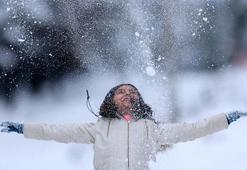 25 Kasım okullar tatil mi? Hangi illerde okullar tatil? 25 Kasım Pazartesi hangi ilçelerde okullar tatil edildi?