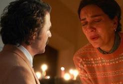 Annem Ankara'da Zuhal'in muhteşem performansı! Bergüzar Korel hem söyledi hem ağlattı