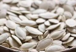 KABAK ÇEKİRDEĞİNİN FAYDALARI NELERDİR? SAĞLIK İÇİN NE KADAR TÜKETİLMELİ?