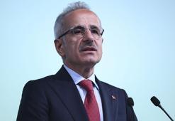 Ankara-İzmir arası hızlı tren müjdesi! Bakan Uraloğlu: 3.5 saate düşüreceğiz