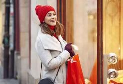 Yaz Sonu Alışveriş Rehberi: Son Moda Trendleri ve İndirimler