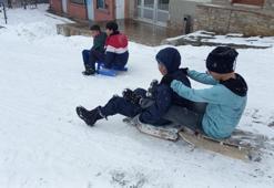 Yoğun kar tatil getirdi! Eğitime 1 gün ara verildi