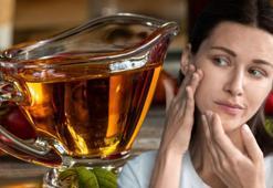 Egzama, sedef ve kuruluğun kökünü kazıyor! 1 damlası tek gecede 10 yaş gençleştiriyor, lekeleri silgi gibi silip kırışıkları karış karış açıyor!