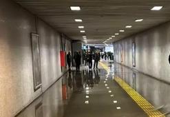İstanbul'da metro alt geçidini kanalizasyon suyu bastı