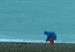 Turuncu kodlu uyarı verilince kendilerini sahile attılar