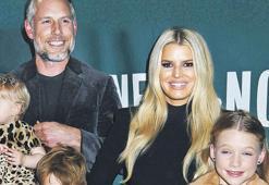 Mutlu aile tablosu bitti