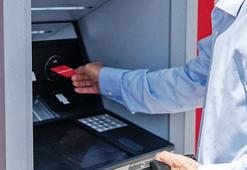 Zamlı emekli maaşları hesaplara yatıyor