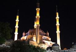 Miraç Kandili ne zaman? Miraç kandili bu yıl hangi tarihte, ayın kaçında idrak edilecek? Miraç gecesine sayılır günler kala araştırılıyor