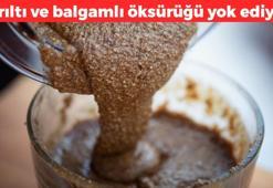 Tahinin içine 1 kaşık ekleyin! Balgamlı öksürük, hırıltı ve nefes darlığının kökünü kurutuyor! Kemikleri betona çeviren karışım: Kan basıncını düşürüyor