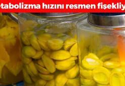 Üstüne limon sıkıp bardak bardak için! Metabolizma hızını coşturup bel, göbek ve basendeki yağları eritiyor, iltihabın kökünü kurutuyor!