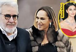 Monica'yı istedim Hülya geldi