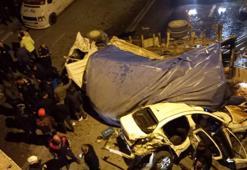 Kamyon 7 araca çarpıp sürüklediği otomobille köprüden uçtu: 3 ölü, 12 yaralı