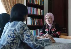 Emine Erdoğan, Endonezya'da Yunus Emre Enstitüsünü ziyaret etti