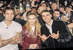 Aşk Sadece Bir An, Hollywood efsanelerini ikiye katladı