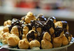 40 yıllık tatlıcının profiterol tarifi! Evde profiterol nasıl yapılır? Profiterol yapımının püf noktaları