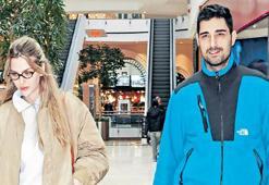 Taze anne ve baba baş başa alışverişe çıktı!