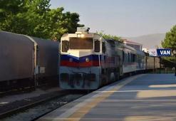 Bakan Uraloğlu müjdeyi verdi! Tahran-Van tren seferi yeniden başlıyor