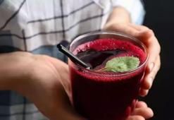 7 gün boyunca uygulayın! Yüz kremlerine para dökmeyin: Cildinizi güneş gibi parlatıyor, sivilceleri tarihe gömüyor