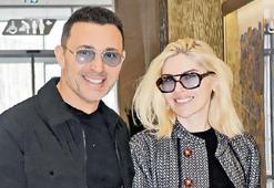 Mustafa Sandal ve Melis Sütşurup'un şen şakrak alışveriş