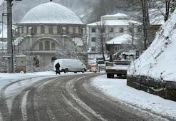 Mart kapıdan baktırır kazma kürek yaktırır! Bahar geldi derken kar büyük bir sürpriz yaptı