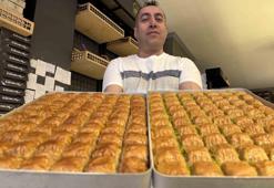 Ustasından evde baklava yapacaklara önemli uyarı! En lezzetli çıtır çıtır anne baklavasının tarifini verdi...