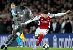 Arsenal Real Madrid maçında frikik şöleni