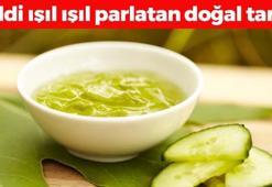 Suyuna 1 kaşık nişasta eklemek yetiyor! Cildi ışıl ışıl parlatıp 10 yaş birden gençleştiriyor, lekeleri silgi gibi siliyor!