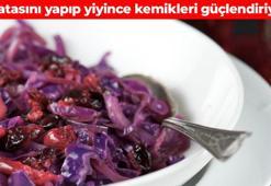 Kalsiyum takviyelerinden daha güçlü! 100 gramında 45 mg kalsiyum var: Kemikleri kaya gibi güçlendiriyor, salatasını yapıp kaşık kaşık yiyin